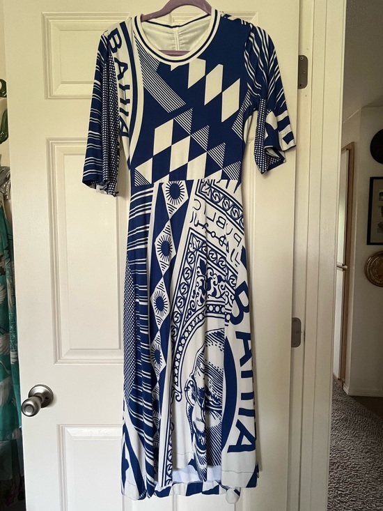 FARM Rio Dresses & Skirts - Farm Rio Blue and White Graphic Midi Dress